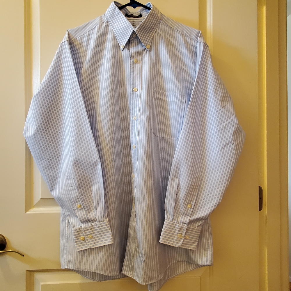 KIRKLAND, No iron Blue and White Stripe Buttondown